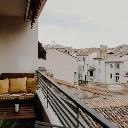 Superbe Appartement Renove - Salon De Provence Exterior photo